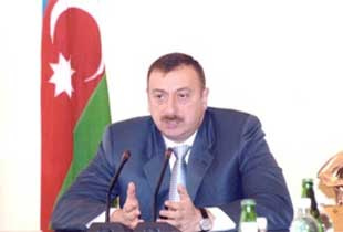 Azerbeycanda yeniden Aliyev