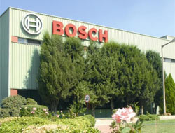 Bosch krize kulak tıkadı