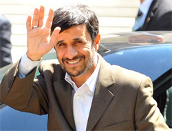 Ahmedinejad düşman diyarında