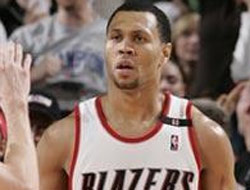 Brandon Roy attıkça attı